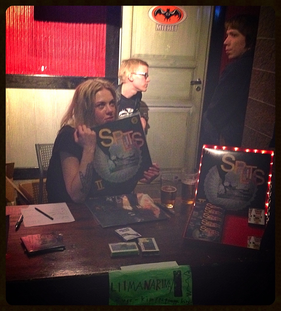 Klasari on mun ritaliini / Holesta näin Helenan&nbsp;kasvot